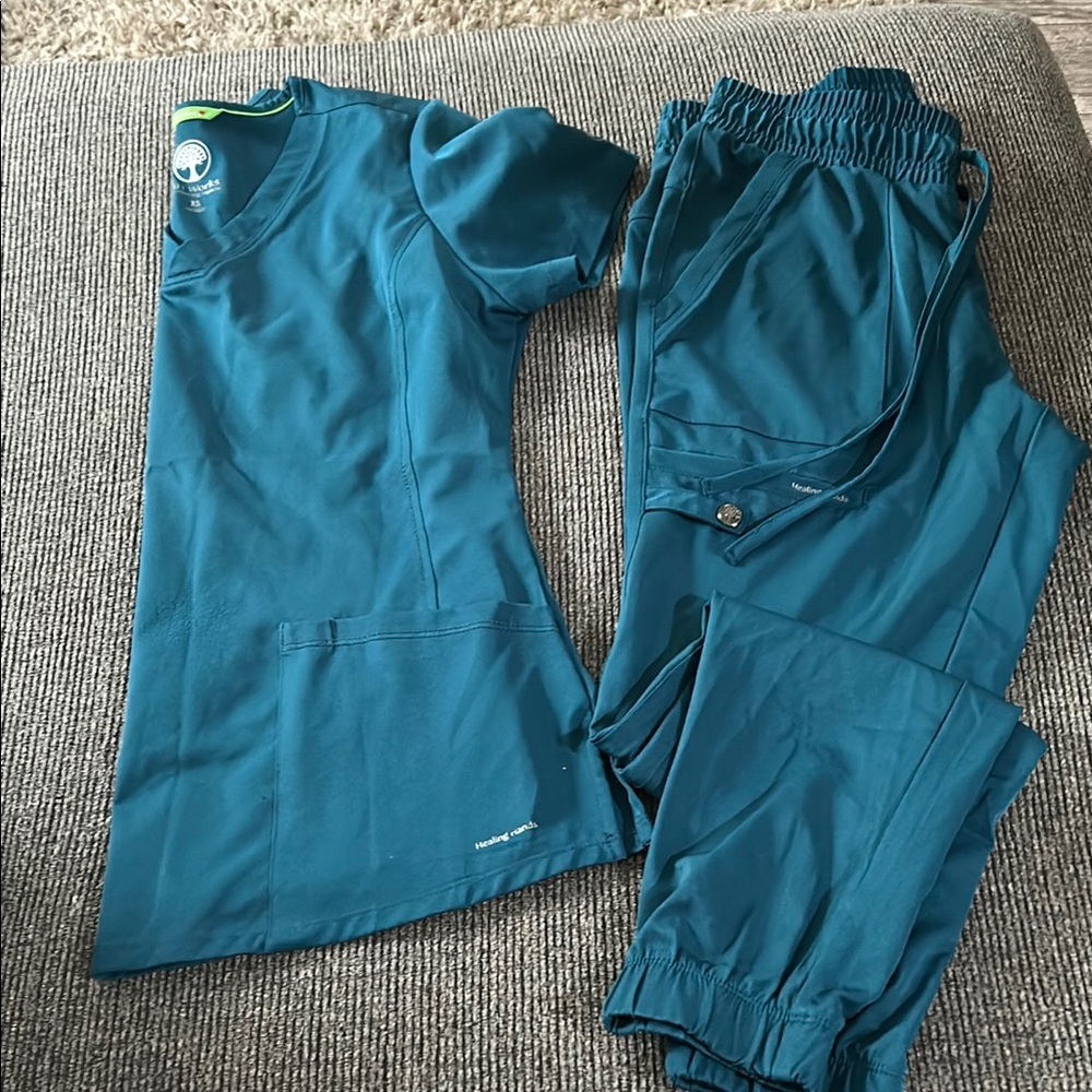 Healing Hands Teal Scrub Set